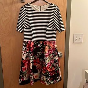 Eliza J Short Sleeve Striped/Floral Dress - Size 12